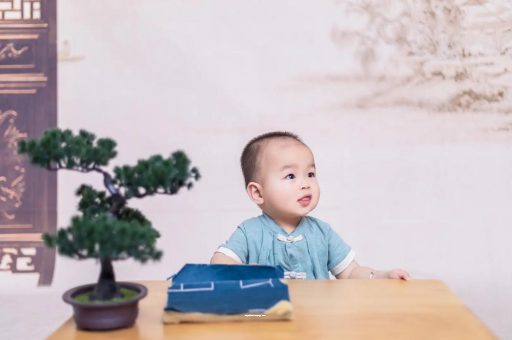 威海宝宝总是抠鼻子